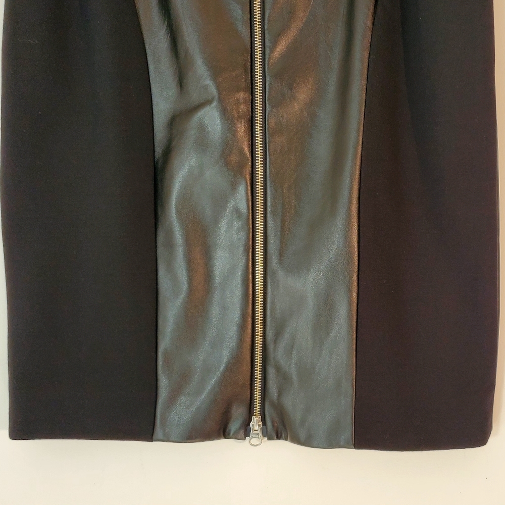 2b.Rych Skirt - Picture 6 of 7